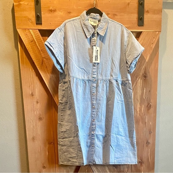 Andree By Unit Denim Dress - Picture 2 of 6